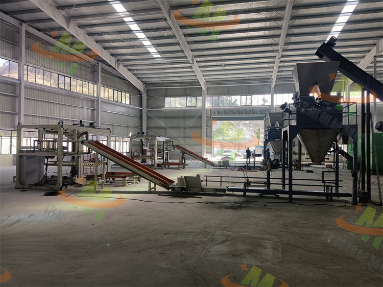 ��ú���ЙC�ʰ��b�C