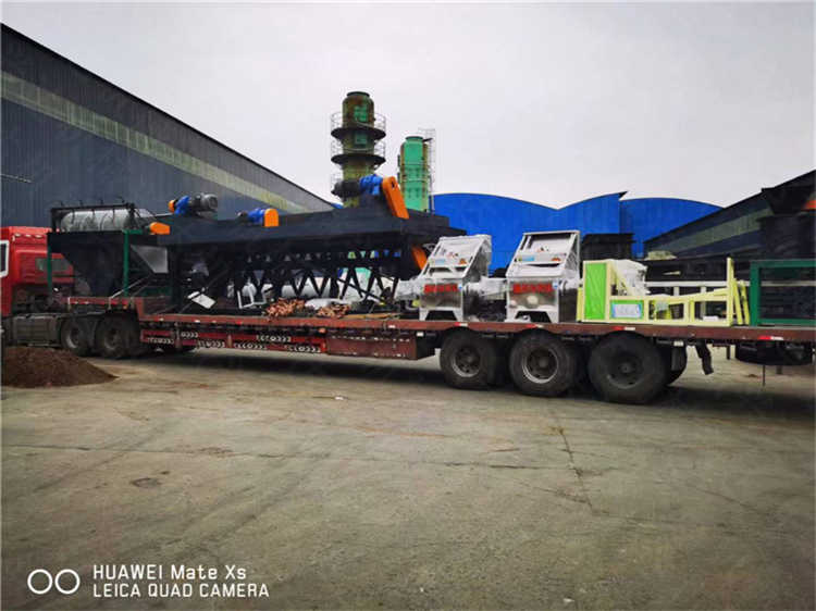 �r�I(y��)������������|����