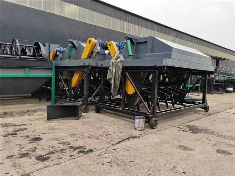 液壓槽式翻拋機適用于好氧發酵設備