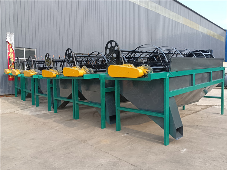 �ЙC�ʳ�Ʒ�Y�x�O�䣬С�����a�����םLͲ�Y�֙C���u�S��S�x�ϙC