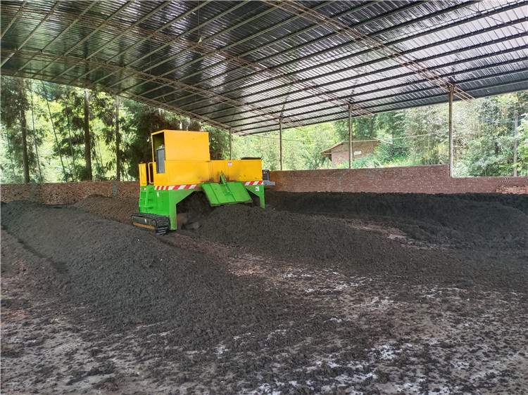 畜牧養殖用有機肥翻堆機 履帶自行走翻拋機 遙控遠程操作,簡單方便
